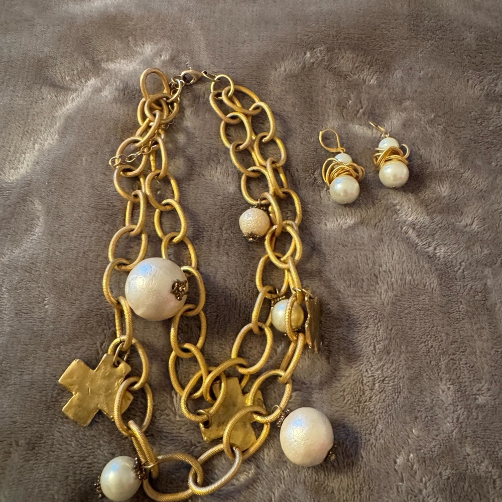 Gold and Cream Statement Necklace with Bold Chain Links